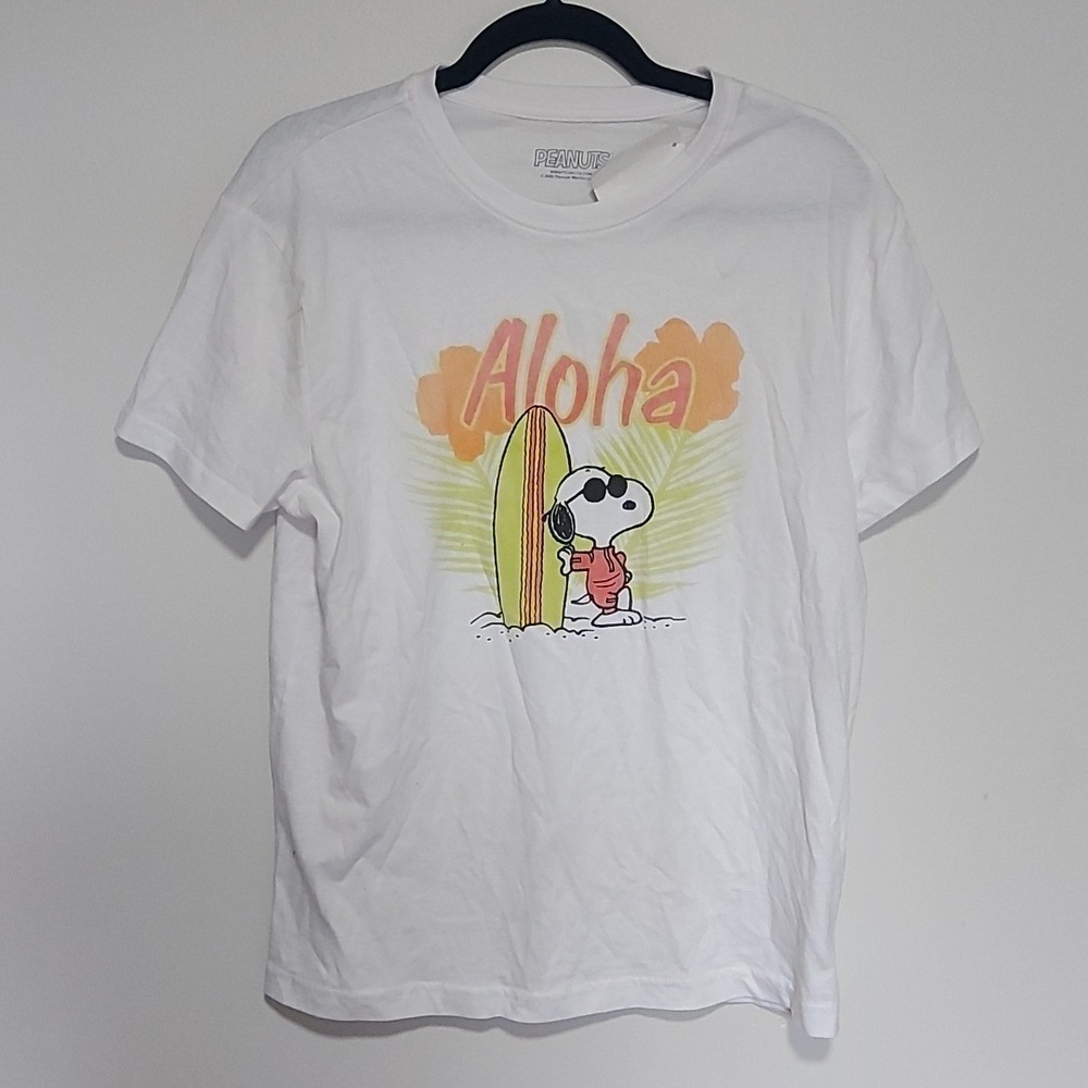 Peanuts aloha small graphic tshirt  new with tag